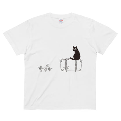 Cat | T-shirt (travelling)